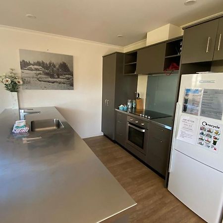 Ribbonwood Cottage Лейк Текапо Екстериор снимка