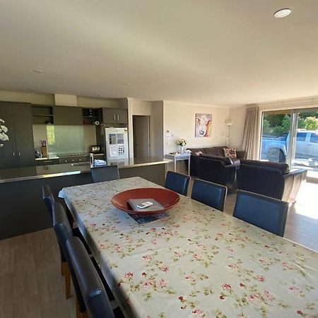 Ribbonwood Cottage Лейк Текапо Екстериор снимка