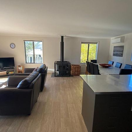 Ribbonwood Cottage Лейк Текапо Екстериор снимка